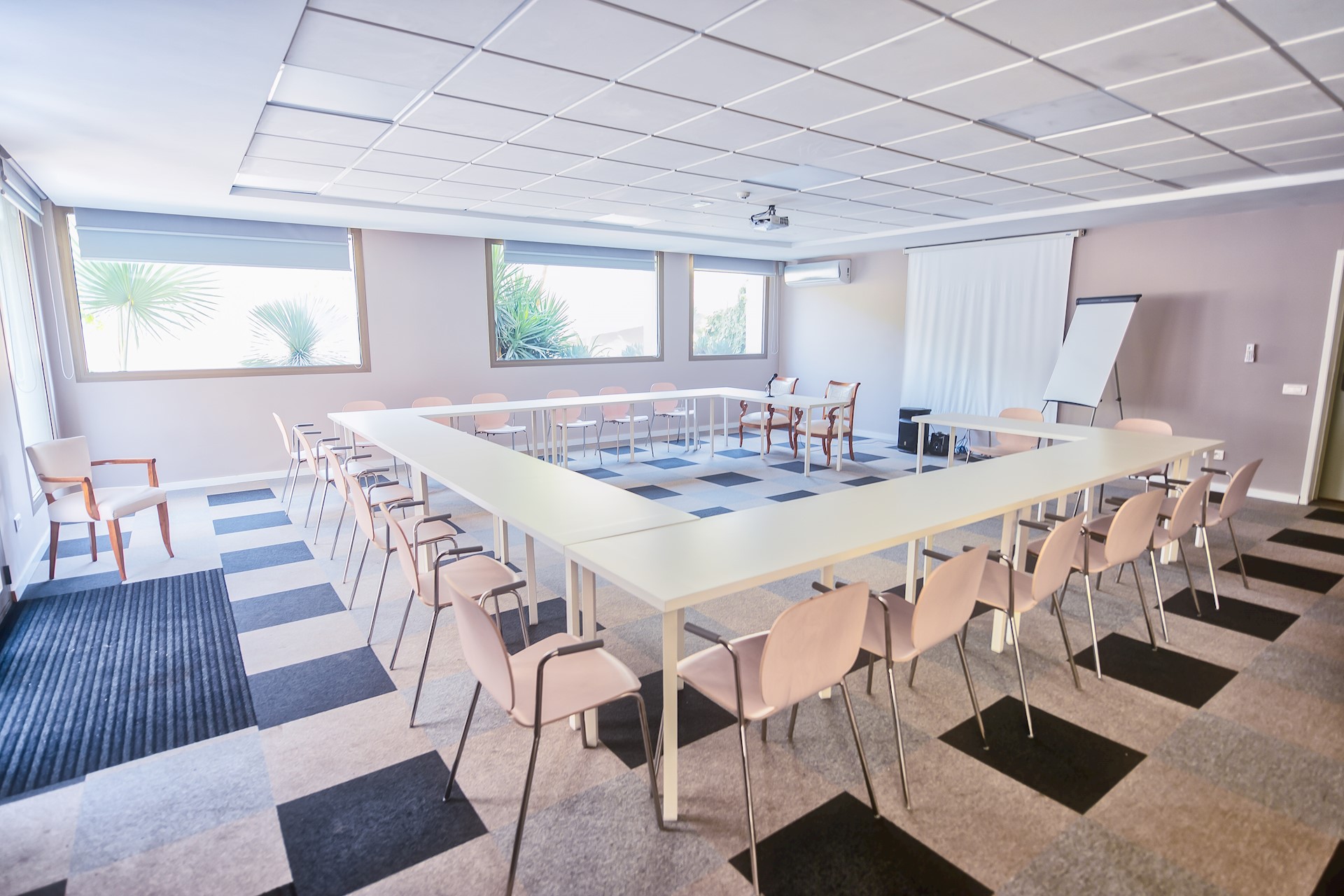 foto trainingsruimte kantoor Casablanca.jpg